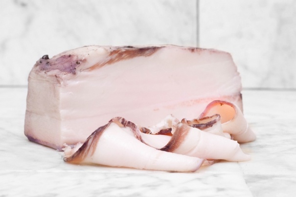 Lardo di Smarano al vino Groppello